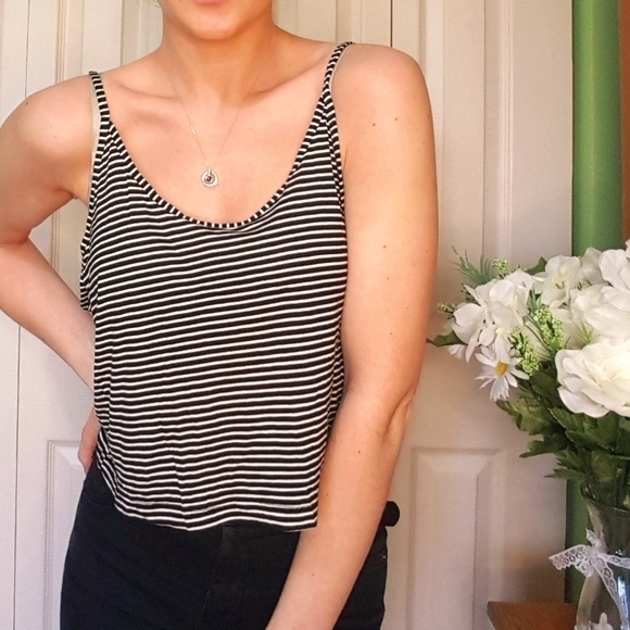 H&M Striped crop top - Picture 3 of 3